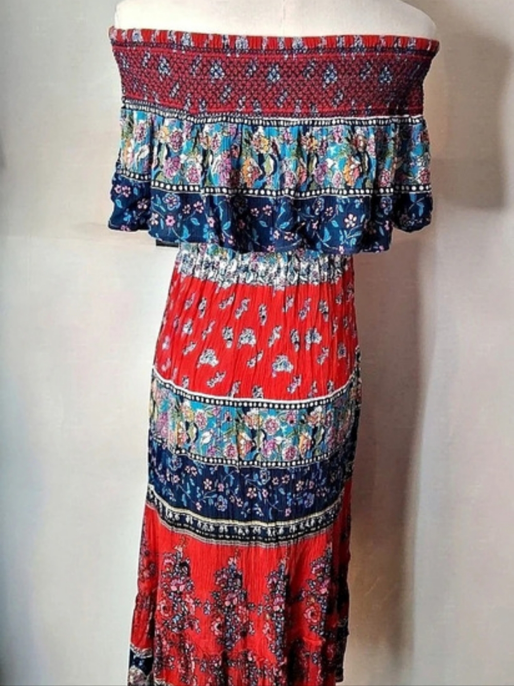 Patrons of Peace Floral Off Shoulder Boho Maxi Dress Size LARGE Like New - Picture 2 of 5